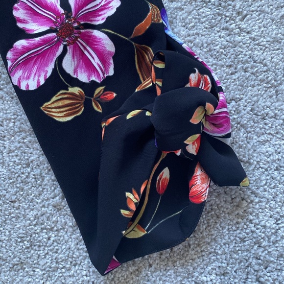 Express Blazer - Picture 6 of 6